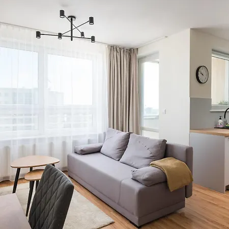 Metro Stoklosy Comfort By Bookinghost Apartment *